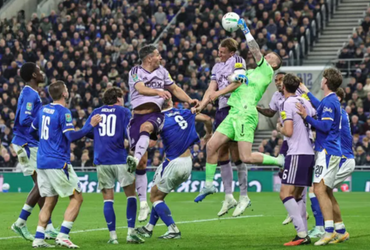 Everton vs Newcastle United (02:45 – 30/10)
