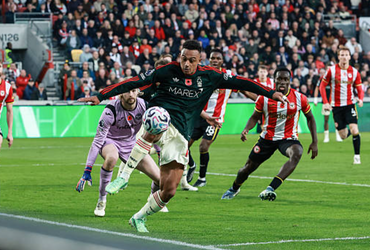 Brentford vs Nottingham Forest (22:00 – 31/10)