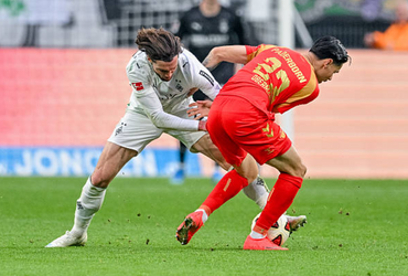 B. Monchengladbach vs Paderborn 07 (21:30 – 31/10)